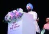 ਸਰਹਿੰਦ ਦੀ ਅਨਾਜ ਮੰਡੀ ਵਿਖੇ 500 ਡਰੋਨਾਂ ਦੇ ਸ਼ਾਨਦਾਰ ਸ਼ੋਅ ਨੇ ਸੰਗਤਾਂ ਨੂੰ ਗੁਰੂ ਰਵਿਦਾਸ ਜੀ ਦੇ ਜੀਵਨ, ਬਾਣੀ ਤੇ ਫ਼ਲਸਫ਼ੇ ਤੋਂ ਕਰਵਾਇਆ ਜਾਣੂ